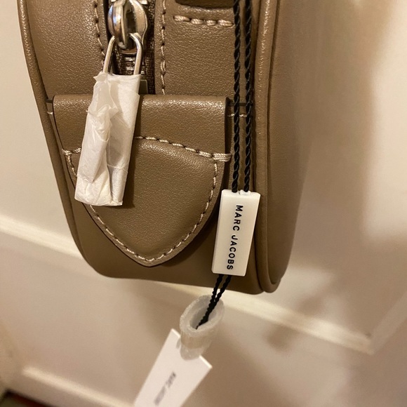 MARC JACOBS NWT Voyager Leather Square Crossbody Bag - Picture 8 of 11